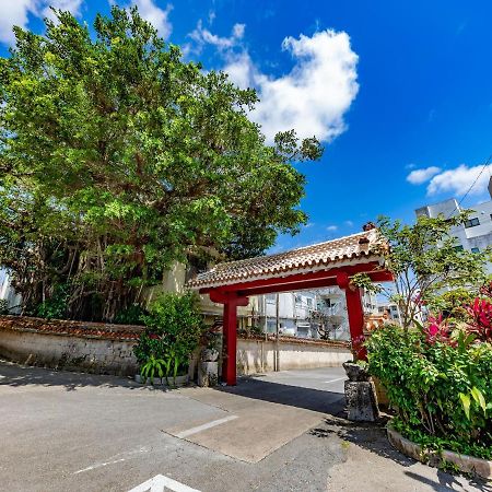 Okinawa Hotel Naha Bagian luar foto