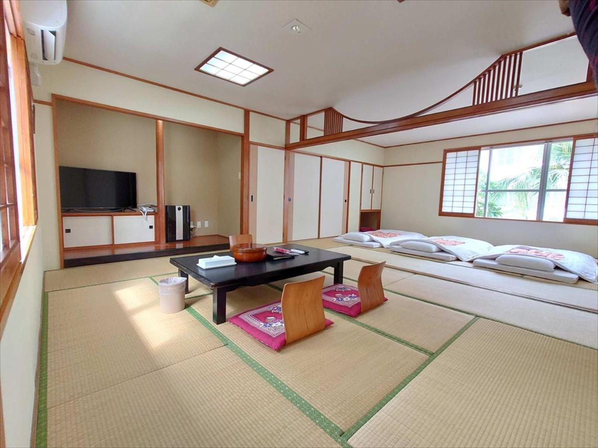 Okinawa Hotel Naha Bagian luar foto